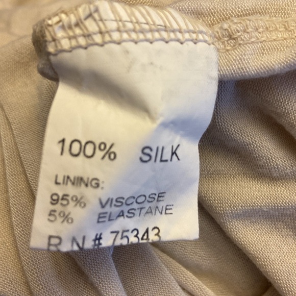 ⭐️Bellambia Floral 100% Lined Silk Overlay Sleeveless Blouse Size M - Picture 10 of 10